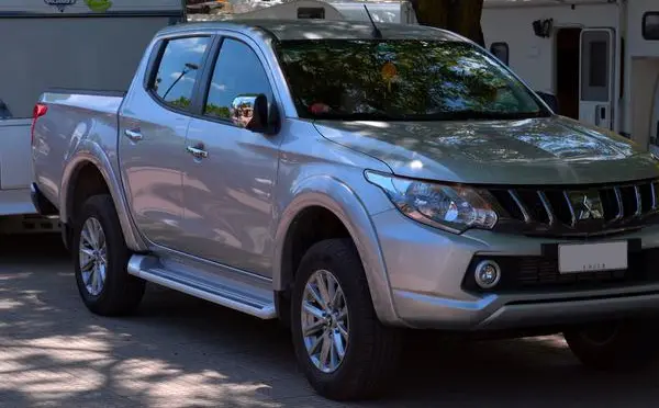 Mitsubishi L200 V Double Cab-1