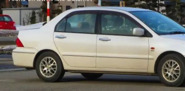 Mitsubishi Lancer Cedia