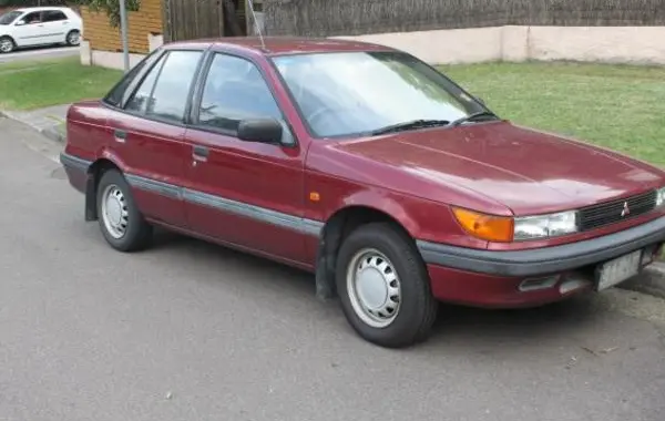 Mitsubishi Lancer IV Hatchback