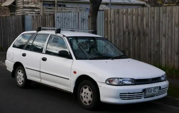 Mitsubishi Lancer V Wagon