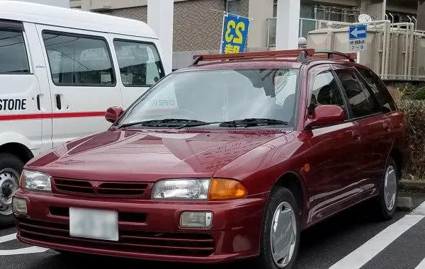 Mitsubishi Libero