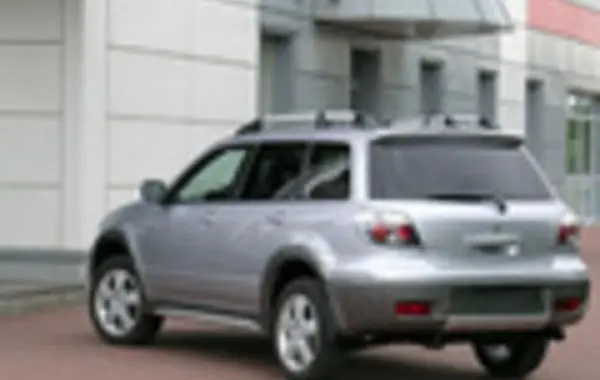 Mitsubishi Outlander I-6
