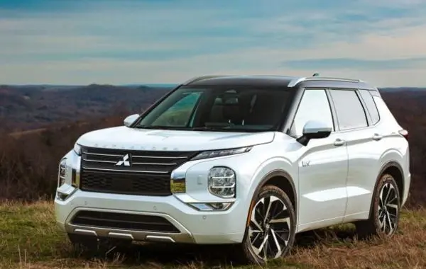 Mitsubishi Outlander IV (facelift 2024)