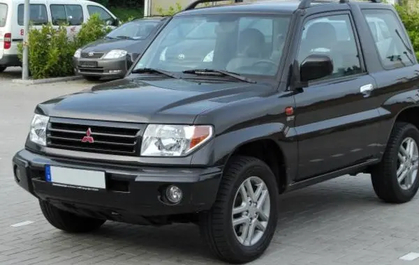 Mitsubishi Pajero Pinin (H60)