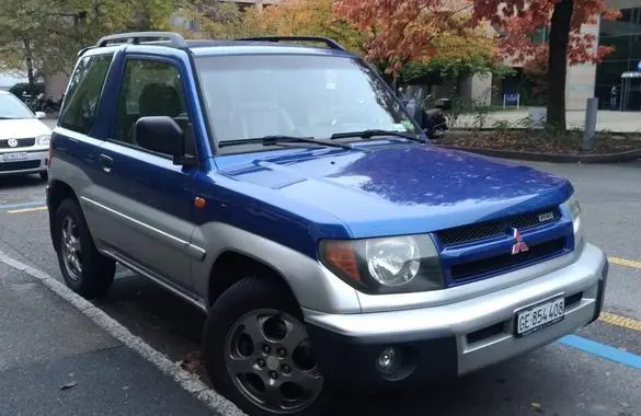 Mitsubishi Pajero Pinin (H60)-1