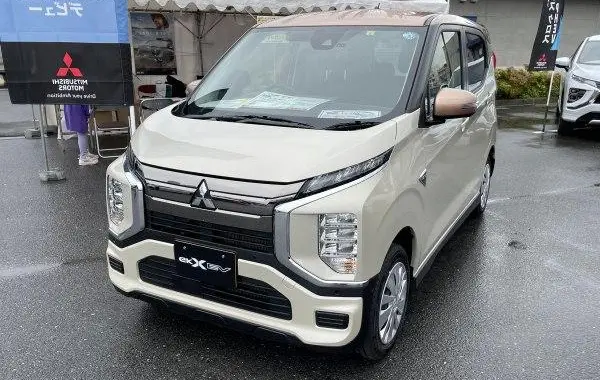Mitsubishi eK X