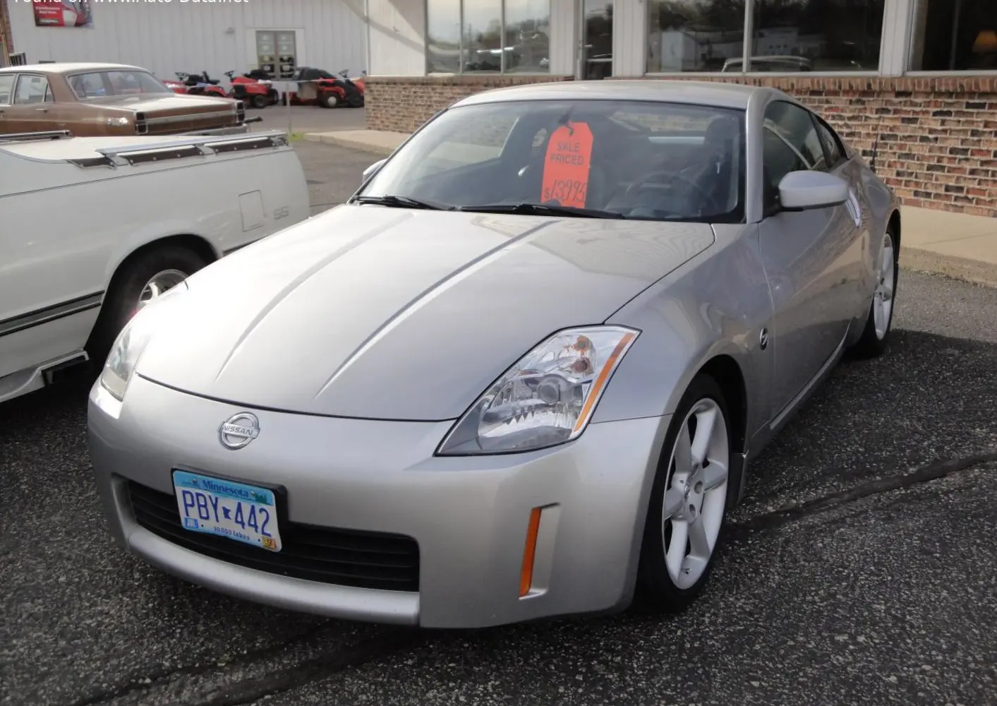 Nissan 350Z (Z33)-1