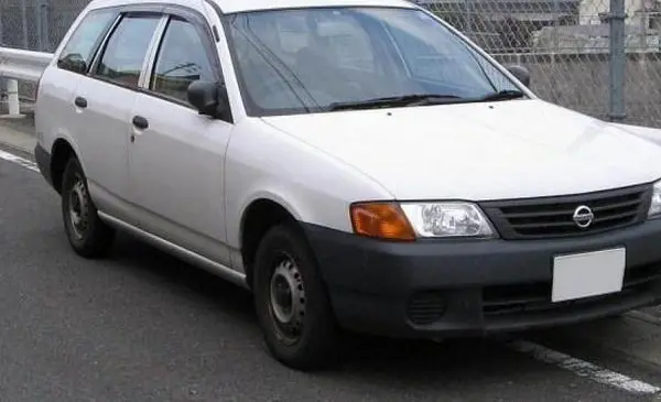 Nissan AD Y11