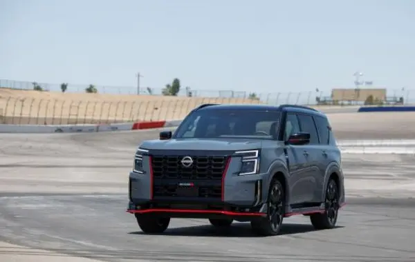 Nissan Armada III (Y63)