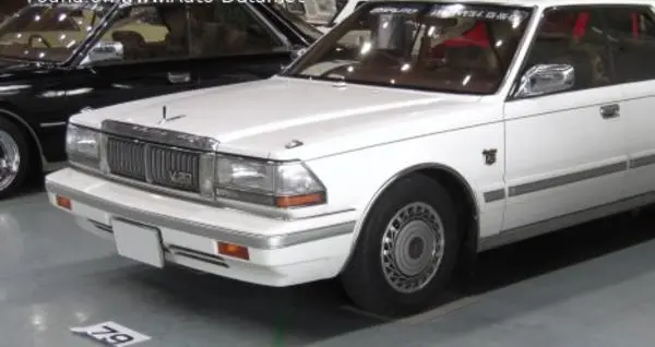 Nissan Cedric (Y30)