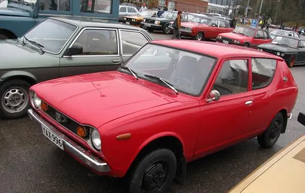 Nissan Datsun 100 A Combi (WBLF10)