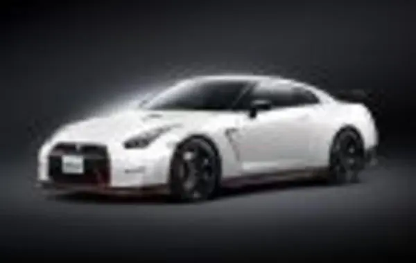Nissan GT-R (R35, facelift 2010)-6