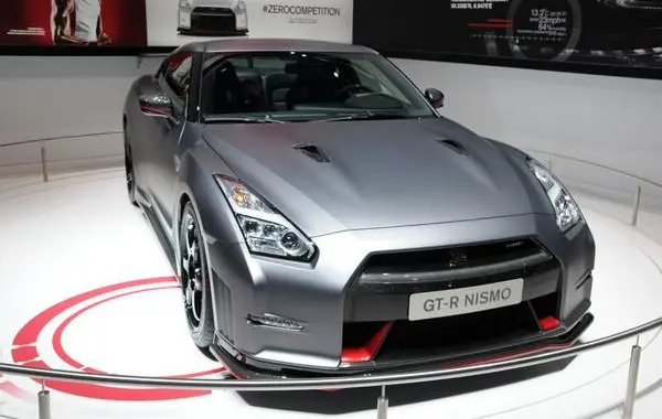 Nissan GT-R (R35, facelift 2010)-7