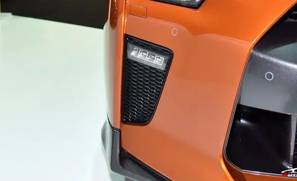 Nissan GT-R (R35, facelift 2016)-8