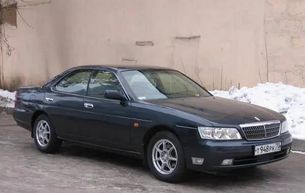 Nissan Laurel (E-HC35/E-GC35)