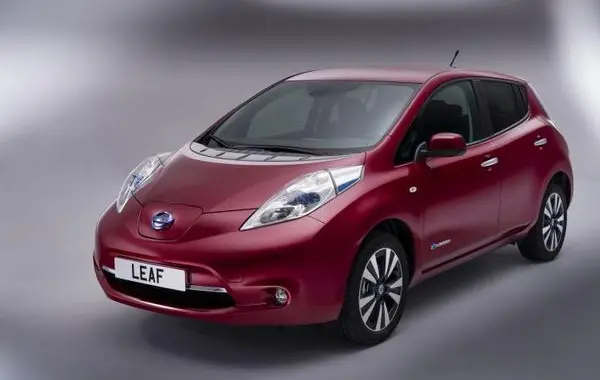 Nissan Leaf I (ZE0)