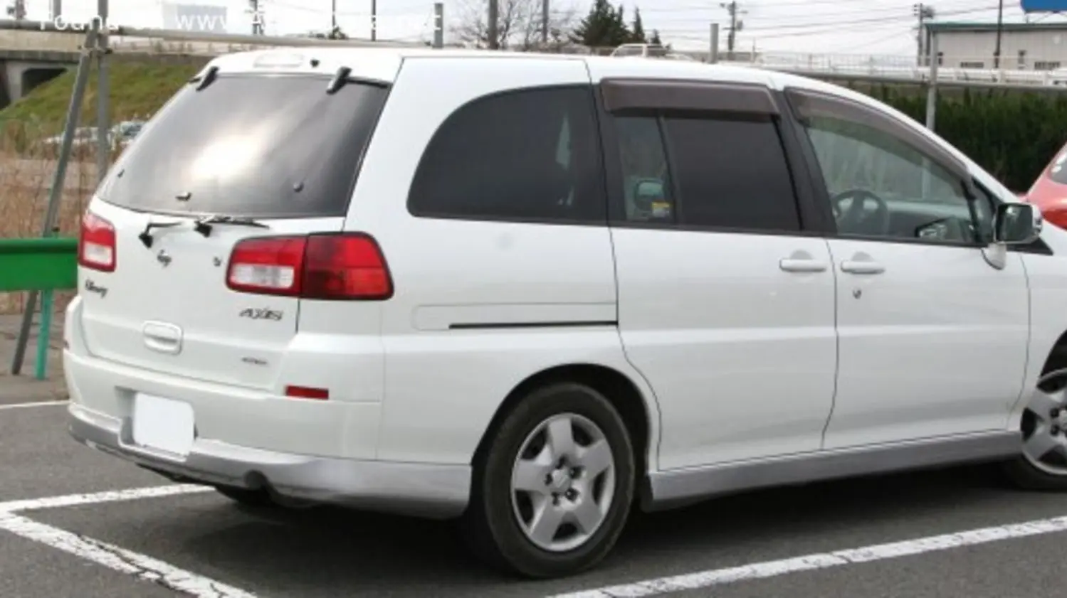 Nissan Liberty (M12)-3