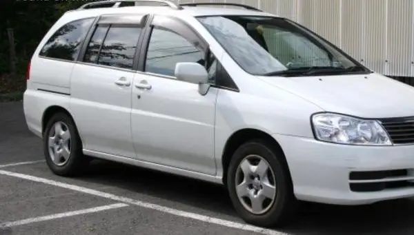 Nissan Liberty (M12)