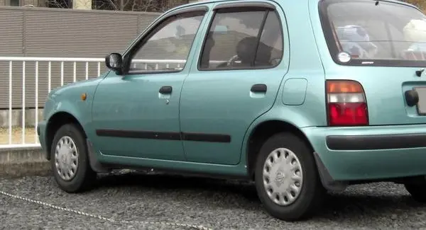 Nissan March (K11)-0