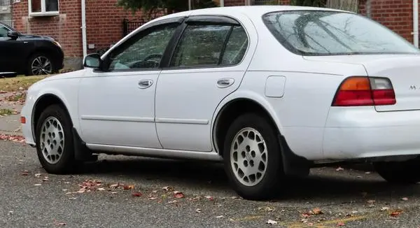 Nissan Maxima QX IV (A32)-0