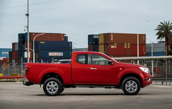 Nissan Navara IV King Cab (facelift 2019)-0