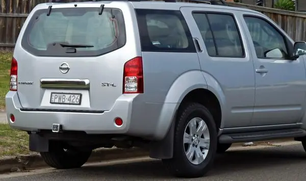 Nissan Pathfinder III-0