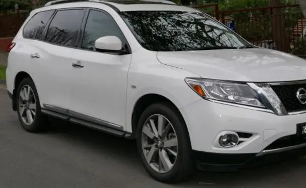 Nissan Pathfinder IV