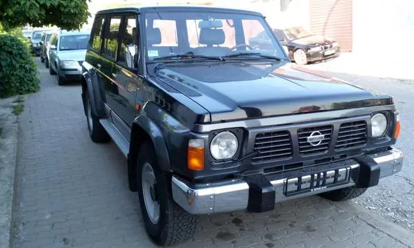 Nissan Patrol IV 5-door (Y60)-0