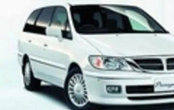Nissan Presage-1