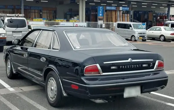 Nissan President (HG50)-0