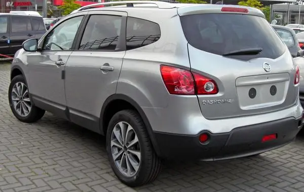 Nissan Qashqai+2 I (NJ10)-5