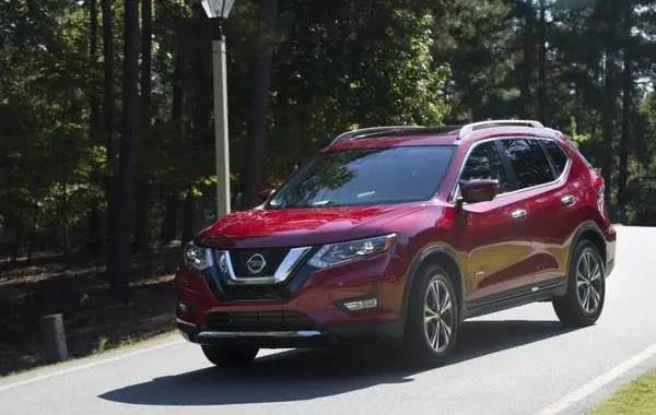 Nissan Rogue II (T32, facelift 2017)-1