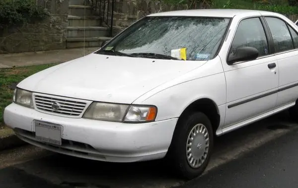 Nissan Sentra (B14)