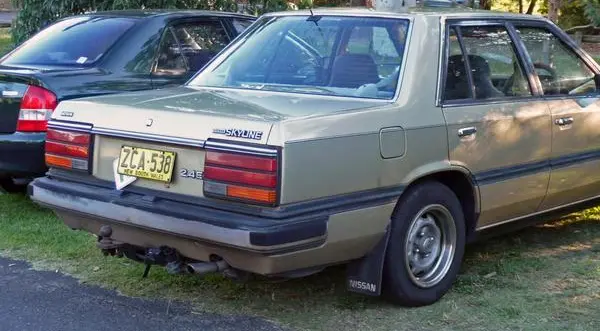 Nissan Skyline (R30)-0