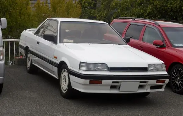 Nissan Skyline VII Coupe (R31)-4