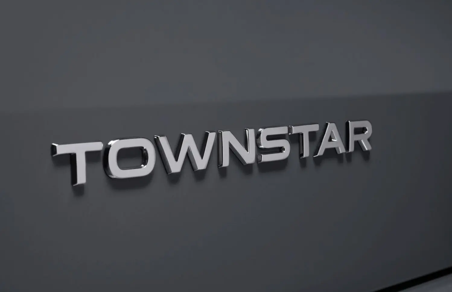 Nissan Townstar Van-4