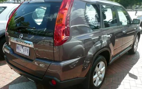 Nissan X-Trail II (T31)-0