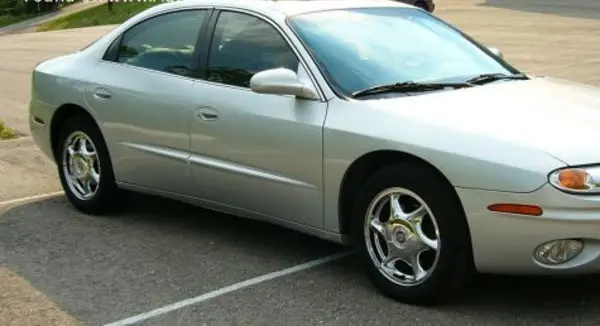 Oldsmobile Aurora II