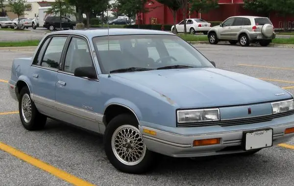 Oldsmobile Cutlass Calais