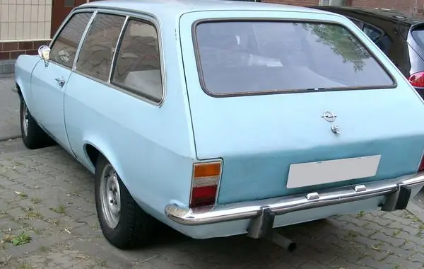Opel Ascona A Voyage-0