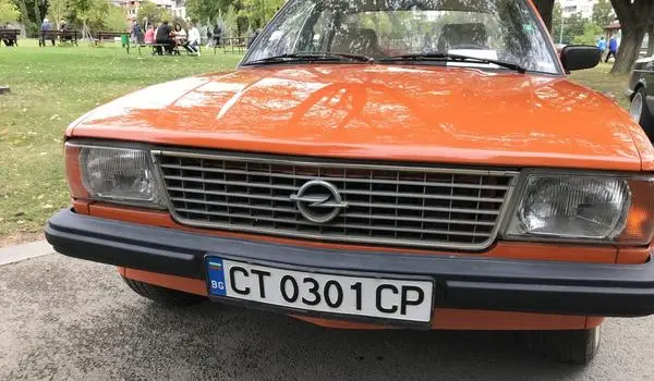 Opel Ascona B (facelift 1979)-2