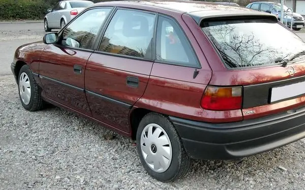 Opel Astra F (facelift 1994)-0