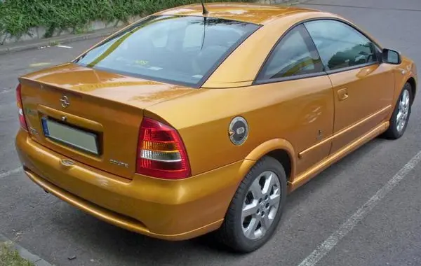 Opel Astra G Coupe-0