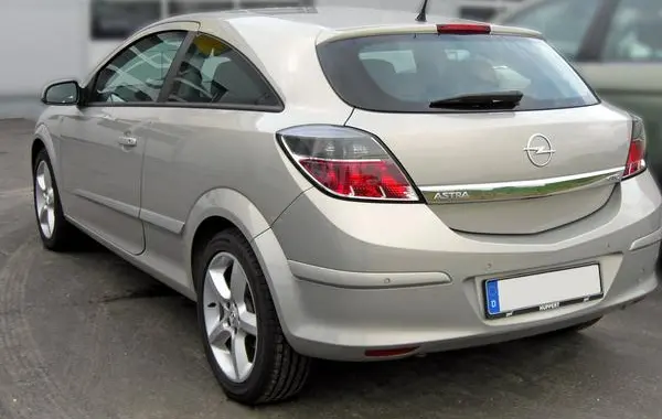 Opel Astra H GTC (facelift 2007)-0
