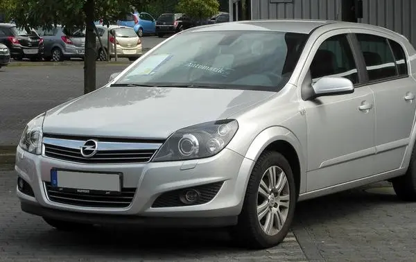 Opel Astra H (facelift 2007)-5