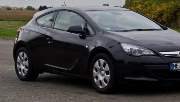 Opel Astra J GTC