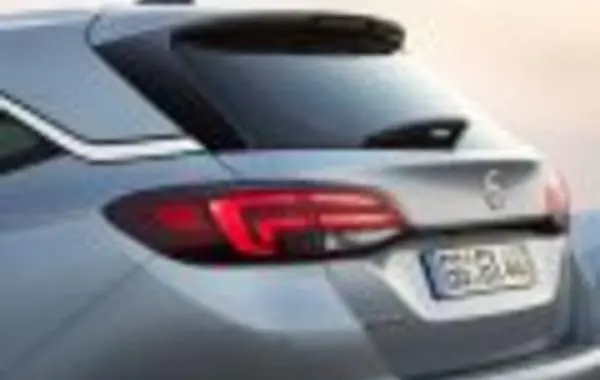 Opel Astra K Sports Tourer-6