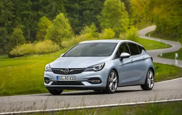 Opel Astra K (facelift 2019)-0