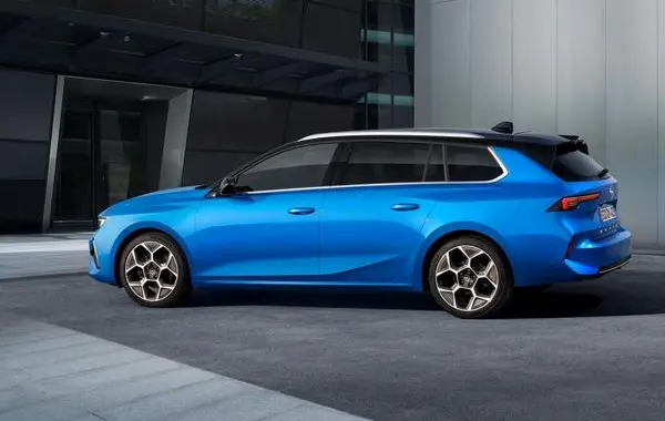 Opel Astra L Sports Tourer-8