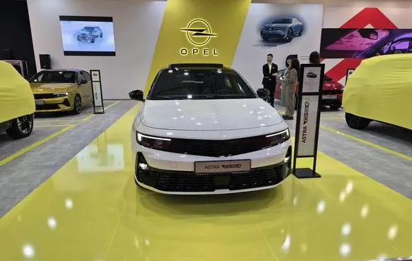 Opel Astra L Sports Tourer-3